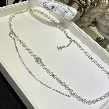 商品細詳を見る:シャネル CHANEL99-YLCH25001  2025年新作 ブローチ アクセサリー ジュエリー