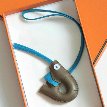 商品名称：エルメス HERMES 063-H0189XM 2025年新作 バッグチャーム キーホルダー キーリング キーケース