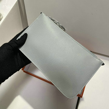 商品細詳を見る:エルメス HERMES 063-H0868HS 2025年新作 ポーチ ジップアンゴー トゥー ゴー シェーヌ ダンクル ショルダーバッグ ホーボーバッグ