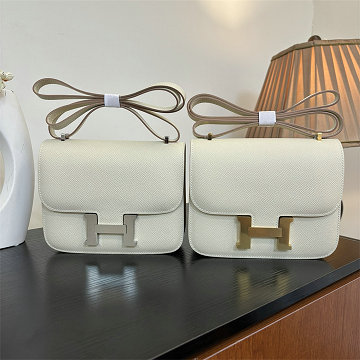 商品名称：エルメス HERMES 063-H108218SZJNB 2025年新作 コンスタンス スモール ショルダーバッグ レディース エプソン