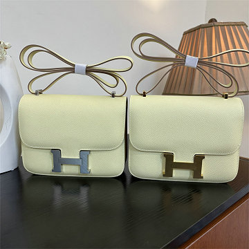 商品細詳を見る:エルメス HERMES 063-H108218SZJQY 2025年新作 コンスタンス スモール ショルダーバッグ レディース エプソン