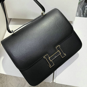 商品細詳を見る:エルメス HERMES 063-H108229SFJBK 2025年新作 コンスタンス ラージ フラップバッグ ショルダーバッグ レディース オーストリッチ革