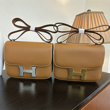 商品細詳を見る:エルメス HERMES 063-H108218SZJZS 2025年新作 コンスタンス スモール ショルダーバッグ レディース エプソン