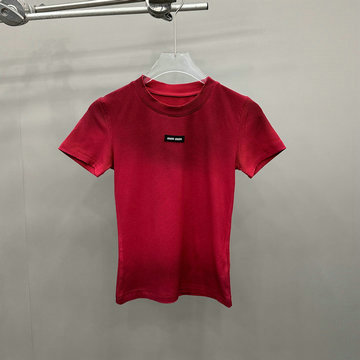 商品名称：ミュウミュウ MIUMIU XG-TDMM25004 2025年春夏最新入荷 Tシャツ 半袖 ショートスリーブ スウェットシャツ クルーネック レディース