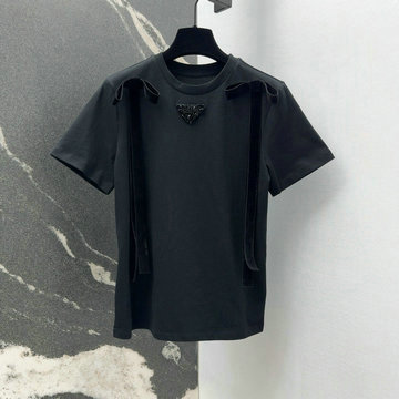 商品名称：プラダ PRADA  XG-TDPD25002 2025年春夏最新入荷 Tシャツ 半袖 ショートスリーブ スウェットシャツ クルーネック レディース