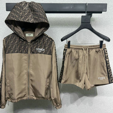 商品名称：フェンディ FENDI XG-TZFD25001 2025年春夏最新入荷 2点セットアップ スポーツジャージ ロングスリーブ ジャケット パーカ ショートパンツ レディース