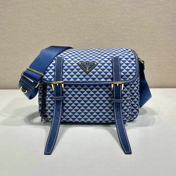 商品名称：プラダ PRADA 99-PD1BD383NLS　2025年最新入荷 スモール ショルダーバッグ メッセージバッグ ナイロン