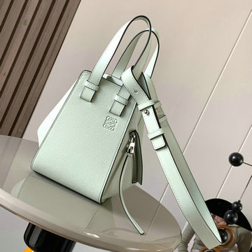 ロエベ LOEWE 99-LE9002QLQG　2025年最新入荷 ハンモックバッグ コンパクト トートバッグ ショルダーバッグ レディース