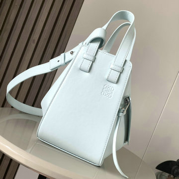 ロエベ LOEWE 99-LE9002QPQL　2025年最新入荷 ハンモックバッグ コンパクト トートバッグ ショルダーバッグ レディース