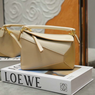 ロエベ LOEWE GH-LE1088LPMJH　2025年最新入荷 ミニ パズル ハンドバッグ 2way ショルダーバッグ レディース レザー