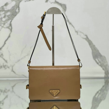 商品名称：プラダ PRADA GH-PD1BD082YXS　2025年最新入荷 ショルダーバッグ フラップバッグ レディース ソフトルックスレザー