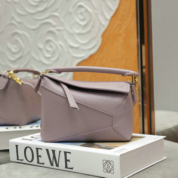 ロエベ LOEWE GH-LE1088LQBZY　2025年最新入荷 ミニ パズル ハンドバッグ 2way ショルダーバッグ レディース レザー