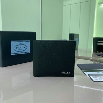 プラダ PRADA GH-PD2M0513ZYBK　2025年最新入荷 ショートウォレット 小銭れ カード入れ 二つ折り短財布 メンズ