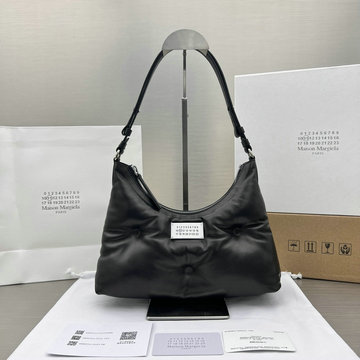メゾンマルジェラ Maison Margiela 99-MAM3359XBK　2025年最新入荷 グラム スラム ホーボー マイクロ ショルダーバッグ レディース