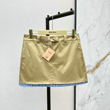 ミュウミュウ MIUMIU XG-KDMM25002　2025年春夏最新入荷 ミニスカート カラーブロック レディース トレンド カジュアル 快適