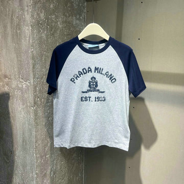 プラダ PRADA XG-TDPD25005　2025年春夏最新入荷 プリント入り ジャージー Tシャツ 半袖 クルーネック カジュアル おしゃれ