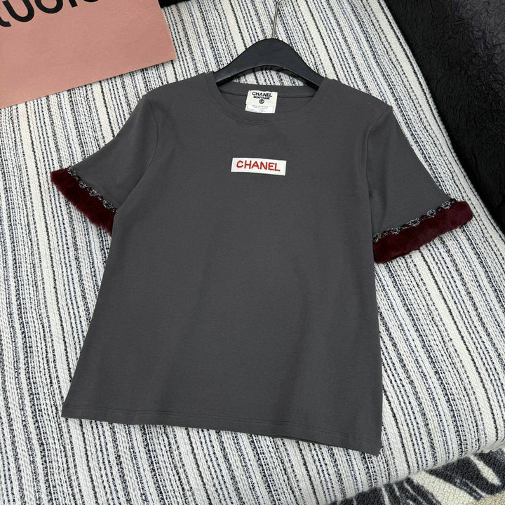 商品名称：シャネル CHANEL JS-TDCH25008H　2025年春夏最新入荷 コットンジャージー Tシャツ 半袖 クルーネック レディース カジュアル おしゃれ