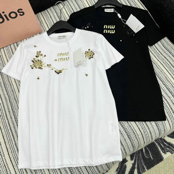 商品名称：ミュウミュウ MIUMIU JS-TDMM25005　2025年春夏最新入荷 コットンジャージ Tシャツ 半袖 クルーネック レディース カジュアル おしゃれ