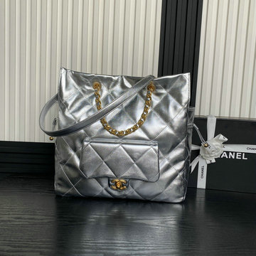 商品細詳を見る:シャネル CHANEL CC-CH5315YS  2025年最新入荷 ホーボーバッグ ショルダーバッグ レディース