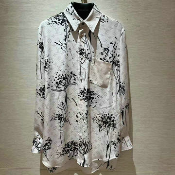 ルイヴィトン LOUISVUITTON JS-CCLV25002　2025年最新入荷 モノグラム ツリーシルクシャツ 長袖 おしゃれ カジュアル レディース
