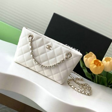 シャネル CHANEL CC-CH4423BS　2025年最新入荷 スモール チェーンポーチ ショルダーバッグ レディース