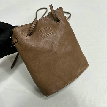 ミュウミュウ MIUMIU 99-MM5606KF　2024年最新入荷 ドローストリングバッグ バケットバッグ ショルダーバッグ レディース