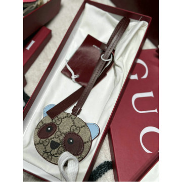 グッチ GUCCI 99-GG821811 2025年最新入荷 パンダ シェイプ バッグ チャーム キーホルダー キーケース