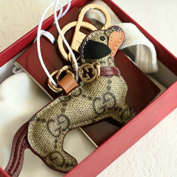 グッチ GUCCI 99-GG821812 2025年最新入荷 ドッグ シェイプ バッグ チャーム キーホルダー キーケース