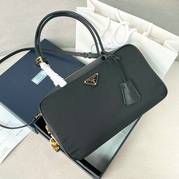 商品名称：プラダ PRADA 99-PD1BB132PBK　2025年最新入荷 パドロック付 ラージ トップハンドルバッグ トートバッグ ハンドバッグ Re-Nylon xレザー