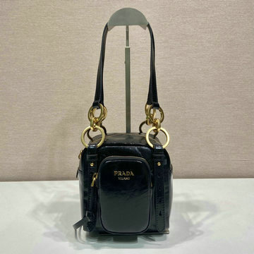 商品名称：プラダ PRADA 99-PD1BB137PBK　2025年最新入荷 ミニ トップハンドルバッグ トートバッグ ショルダーバッグ  ダングル レザー