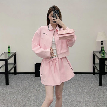 ミュウミュウ MIUMIU 2025年春夏最新入荷 2点セットアップ レジャーアップスーツ スポーツジャケット 長袖 ミニスカート レディース カジュアル