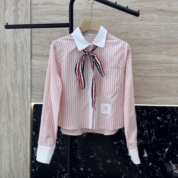 トム ブラウン Thom Browne 2025年最新入荷 リボン付き ストライプシャツ ロングスリーブ ブラウス レディース