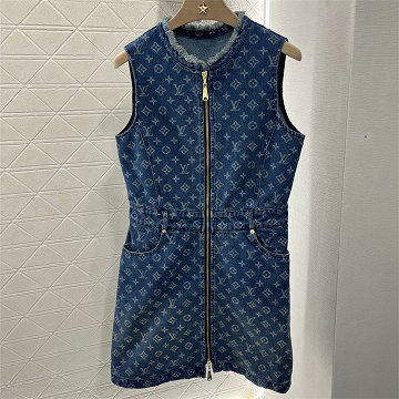 ルイヴィトン LOUISVUITTON XG-KQLV25019 2025年新作 モノグラム デニムドレス ノースリーブ ショート ワンピース レディース シンプル カジュアル