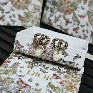 クリスチャンディオール CHRISTIAN DIOR CZZ-EHCD25014  2025年最新入荷 プチ CD ピアス エレガント シンプル ディリー