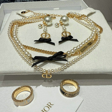 クリスチャンディオール CHRISTIAN DIOR CZZ-EHCD25017  2025年最新入荷 ネックレス ピアス リング 指輪 エレガント シンプル ディリー