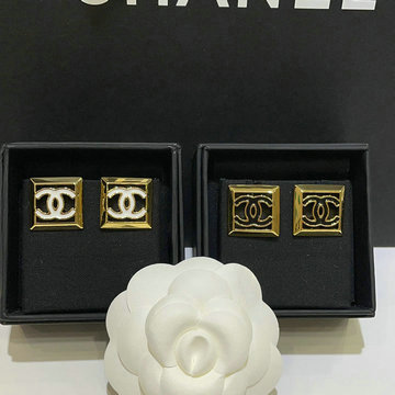 商品細詳を見る:シャネル CHANEL  CZZ-EHCH25025 2025年最新入荷 ピアス イヤリング エレガント シンプル ディリー