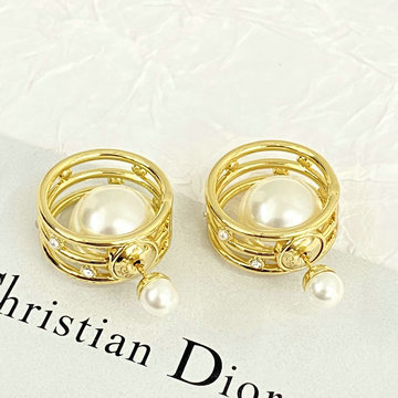 商品細詳を見る:クリスチャンディオール CHRISTIAN DIOR JS-EHCD25006 2025年最新入荷 レースカット 2連パール ピアス エレガント シンプル ディリー