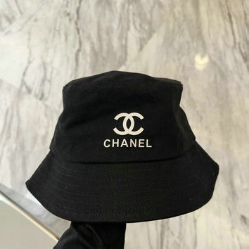 シャネル CHANEL JS-MZCH25005 2025年春夏最新入荷 バケットハット エスバドリーハット 帽子 ビーチサンハット シンプル レディース