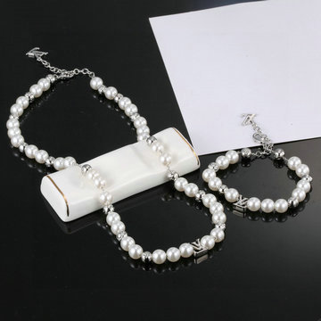 ルイヴィトン LOUISVUITTON JS-XLLV25001  2025年最新入荷 パールアクセント ネックレス ブレスレット おしゃれ ギフト