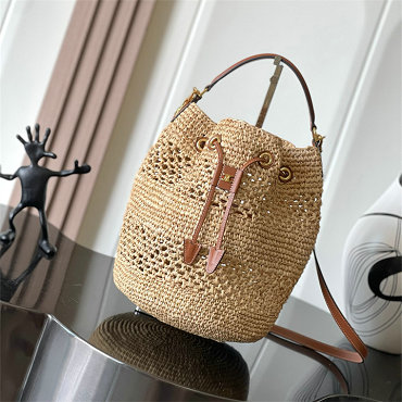 商品細詳を見る:セリーヌ CELINE 99-CE117862BXZ 2025年最新入荷 ティーン クララ バッグ ショルダーバッグ ラフィア レディース