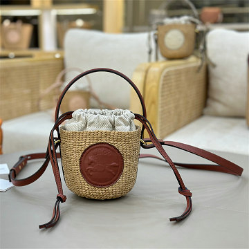 クロエ CHLOE 99-CLE11266BXZ 2025年最新入荷 ナチュラル ファイバー製 HORSE MEDAL ミニバスケットバッグ トートバッグ ハンドバッグ