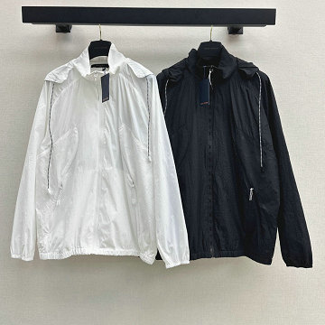 ルイヴィトン LOUISVUITTON XG-WTLV25008  2025年新作 UVカット フーディー ジャケット ロングスリーブ 日焼け防止 涼しく 通気性 男女兼用