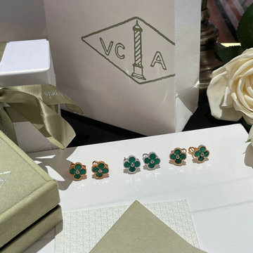 商品名称：ヴァン クリーフ アーペル Van Cleef Arpels CZZ-EHVA25001G 2025年最新入荷 スウィートアルハンブラ ピアス イヤリング アクセサリー ジュエリー