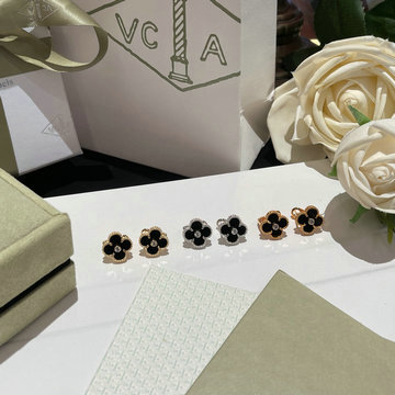 商品名称：ヴァン クリーフ アーペル Van Cleef Arpels CZZ-EHVA25001K 2025年最新入荷 スウィートアルハンブラ ピアス イヤリング アクセサリー ジュエリー