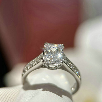 商品名称：カルティエ CARTIER CZZ-JZCA25004 2025年最新入荷 1895 ソリテールリング ブリリアントカット ダイヤモンド エレガント シンプル ディリー