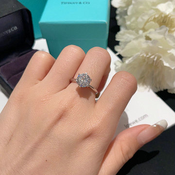 商品細詳を見る:ティファニーTIFFANY CO CZZ-JZTF25002 2025年最新入荷 リング 指輪 ジュエリー