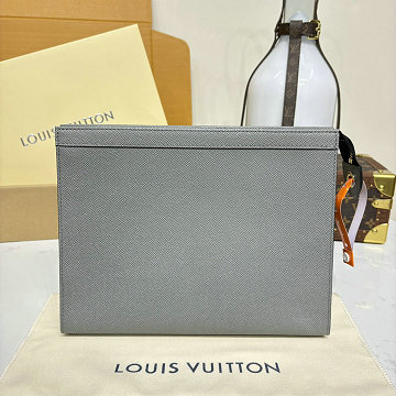 ルイヴィトン LOUISVUITTON 057-M81556QH  2025年新作 ポシェット ヴォワヤージュ MM クラッチポーチ メンズ手持ちかばん キャリーバッグ タイガレザー