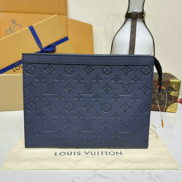 商品名称：ルイヴィトン LOUISVUITTON  057-M61692SL 2025年新作 ポシェット ヴォワヤージュ MM クラッチポーチ 手持ちかばん メンズ モノグラム シャドウ カーフレザー