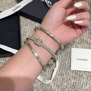 シャネル CHANEL CZZ-SZCH25002 2025年最新入荷 ブレスレット バングル エレガント シンプル ディリー