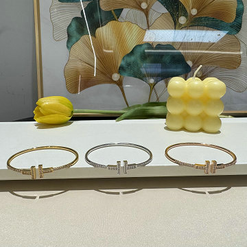 ティファニーTIFFANY CO CZZ-SZTF25002B 2025年最新入荷 バングル ブレスレット ジュエリー